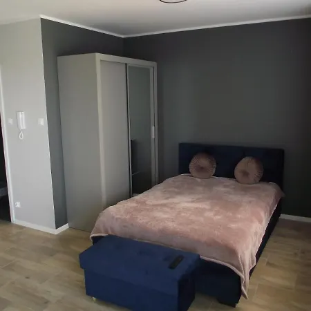 Appartamento Holenderski Z Prywatnym Miejscem Postojowym W Garazu