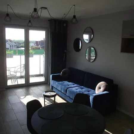 Daire Holenderski Z Prywatnym Miejscem Postojowym W Garazu *