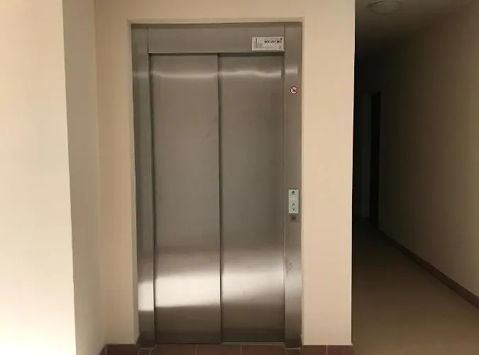 Holenderski Z Prywatnym Miejscem Postojowym W Garazu Apartman Koszalin